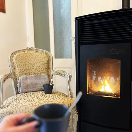 Le Petit Four A Pain - Maison 4 Personnes A La Campagne